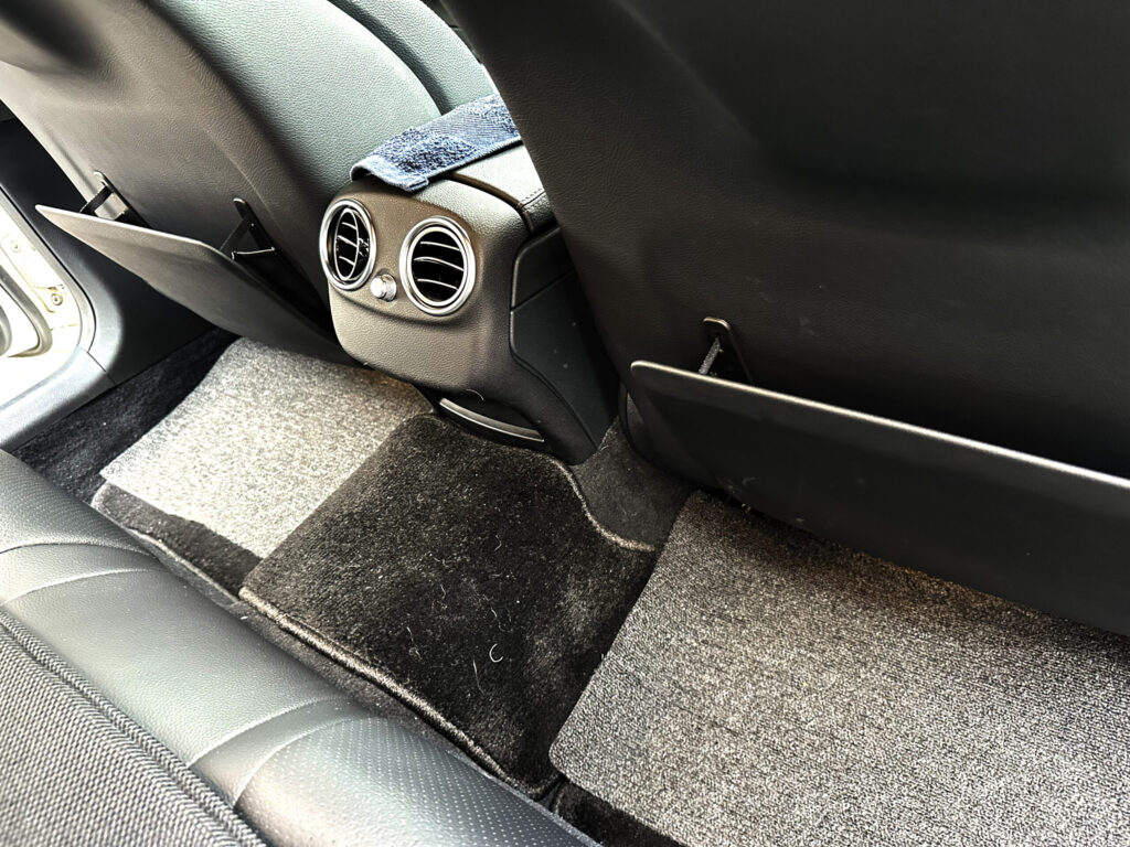 W205 シートバックポケット