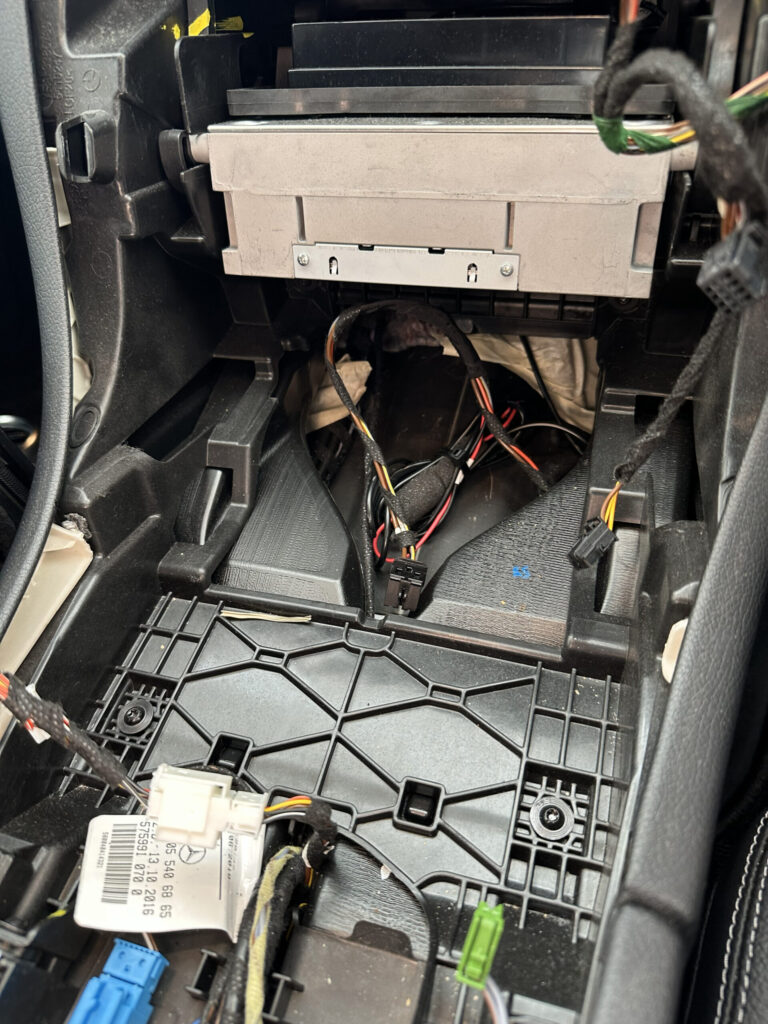 W205　ナビユニット