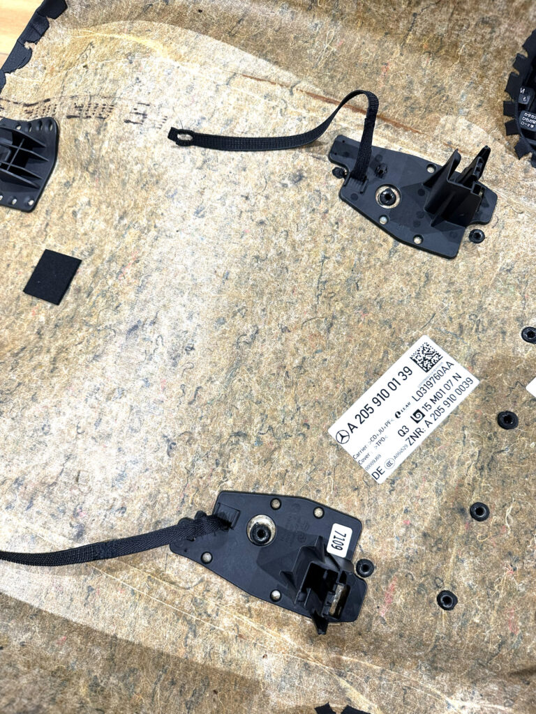 W205　シートバックポケット