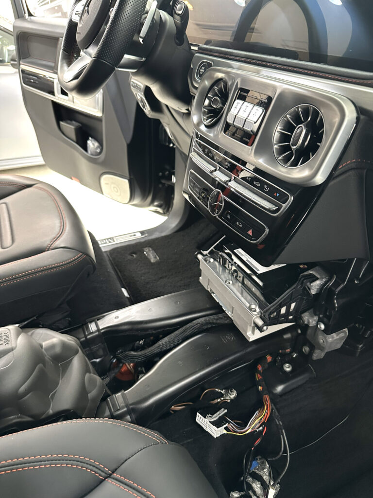 Gクラス　ゲレンデ　ナビユニット