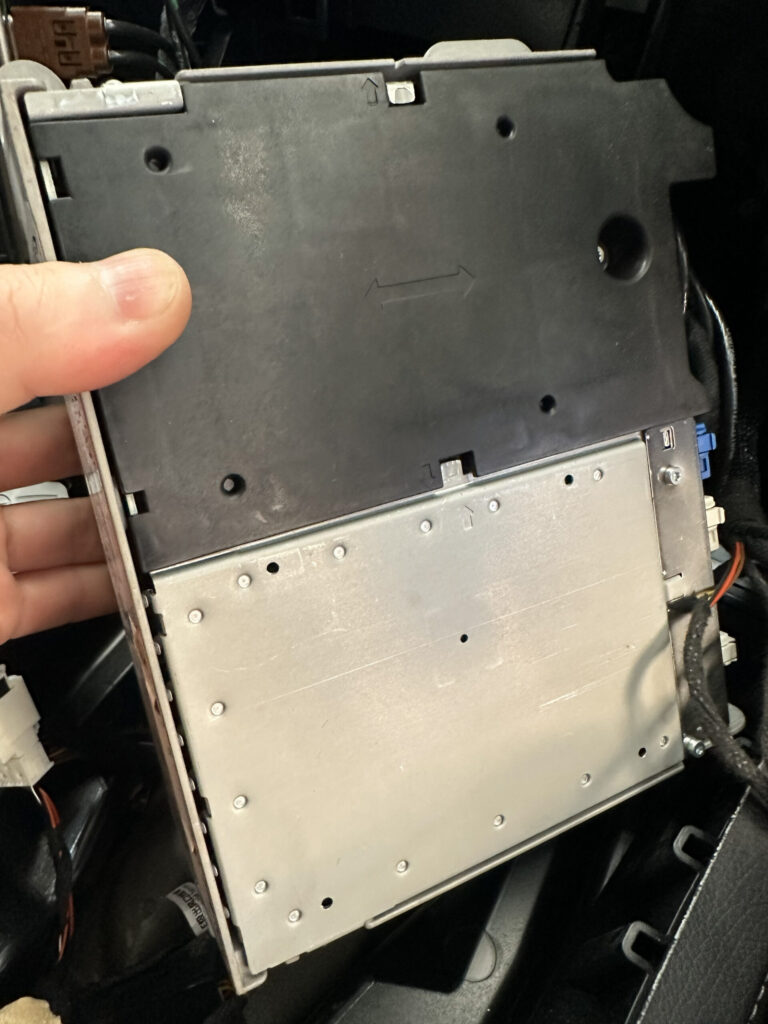 W213　ナビユニット