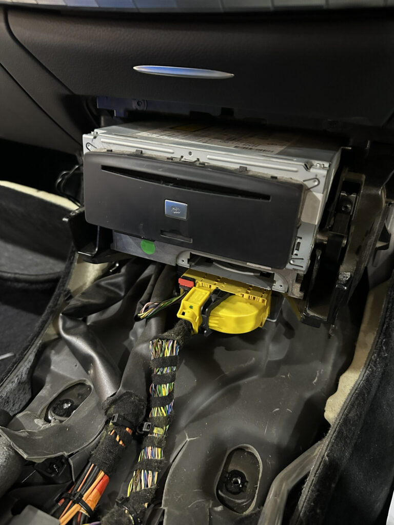 W222　ナビユニット