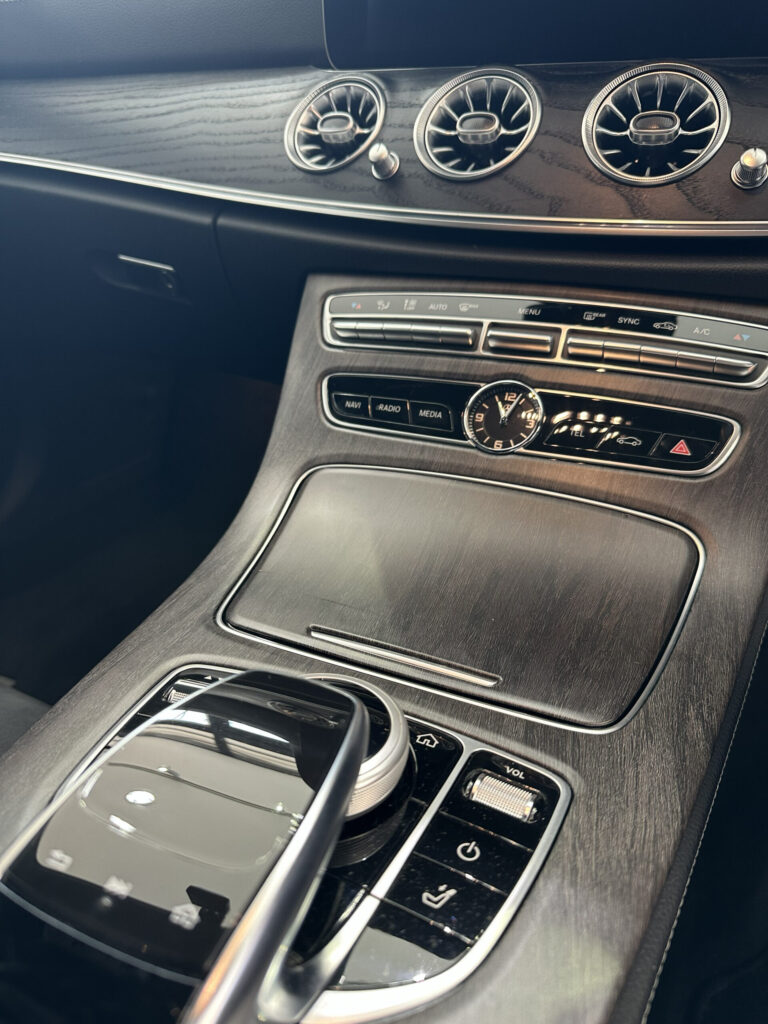 S213　センターコンソール