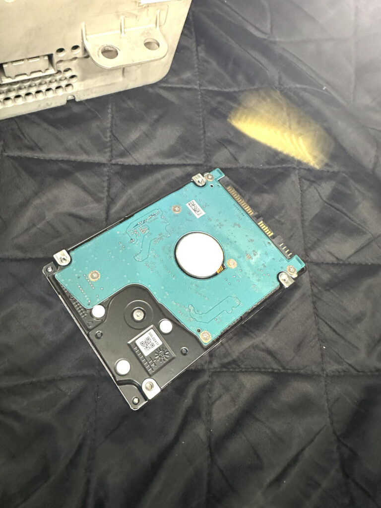 GLA HDD SSD交換作業