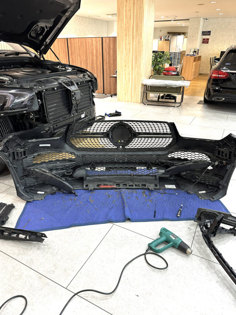W167 GLE パナメリカーナグリル 交換